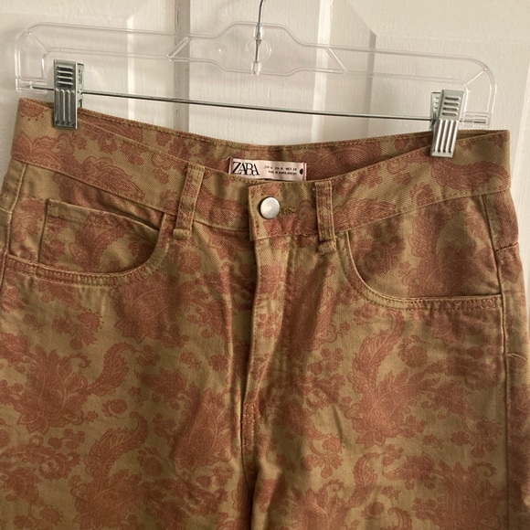 Zara Wide Leg High Waist Paisley Jeans Brown/Red, Size M - Picture 6 of 7
